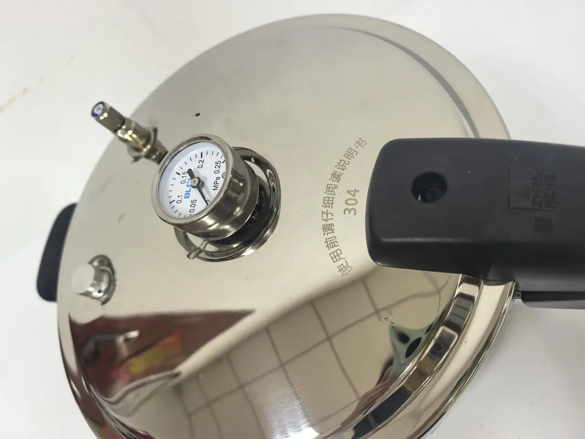 Polymerization Pressure Pot 5 L, detail