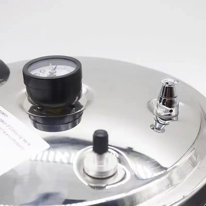 Polymerization Pressure Pot 5 L, detail