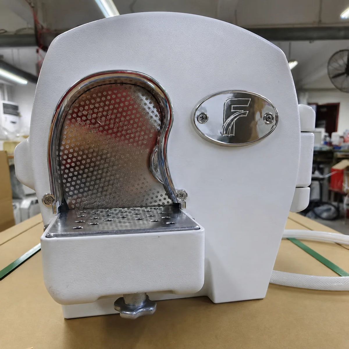 Dental Wet Trimmer, front view